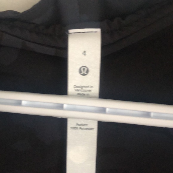 Lululemon Pack it up Jacket - Picture 6 of 6